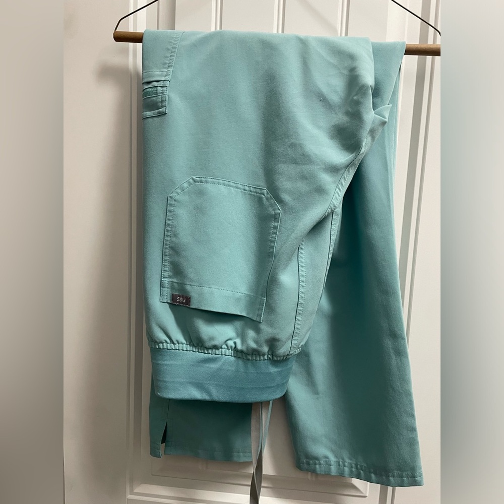 Figs scrub pants